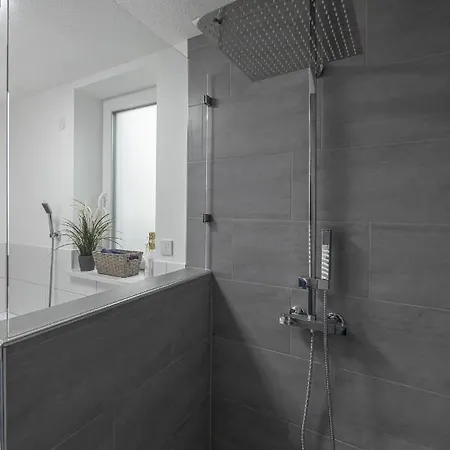 Exklusive Neubau-Ferienwohnung Mit Fernsicht Costanza Esterno foto