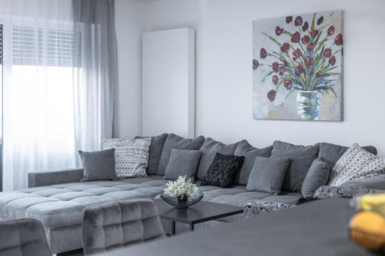 Exklusive Neubau-ferienwohnung Mit Fernsicht Appartamento Costanza